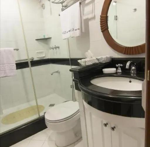 Vip Suite Hotel 3*